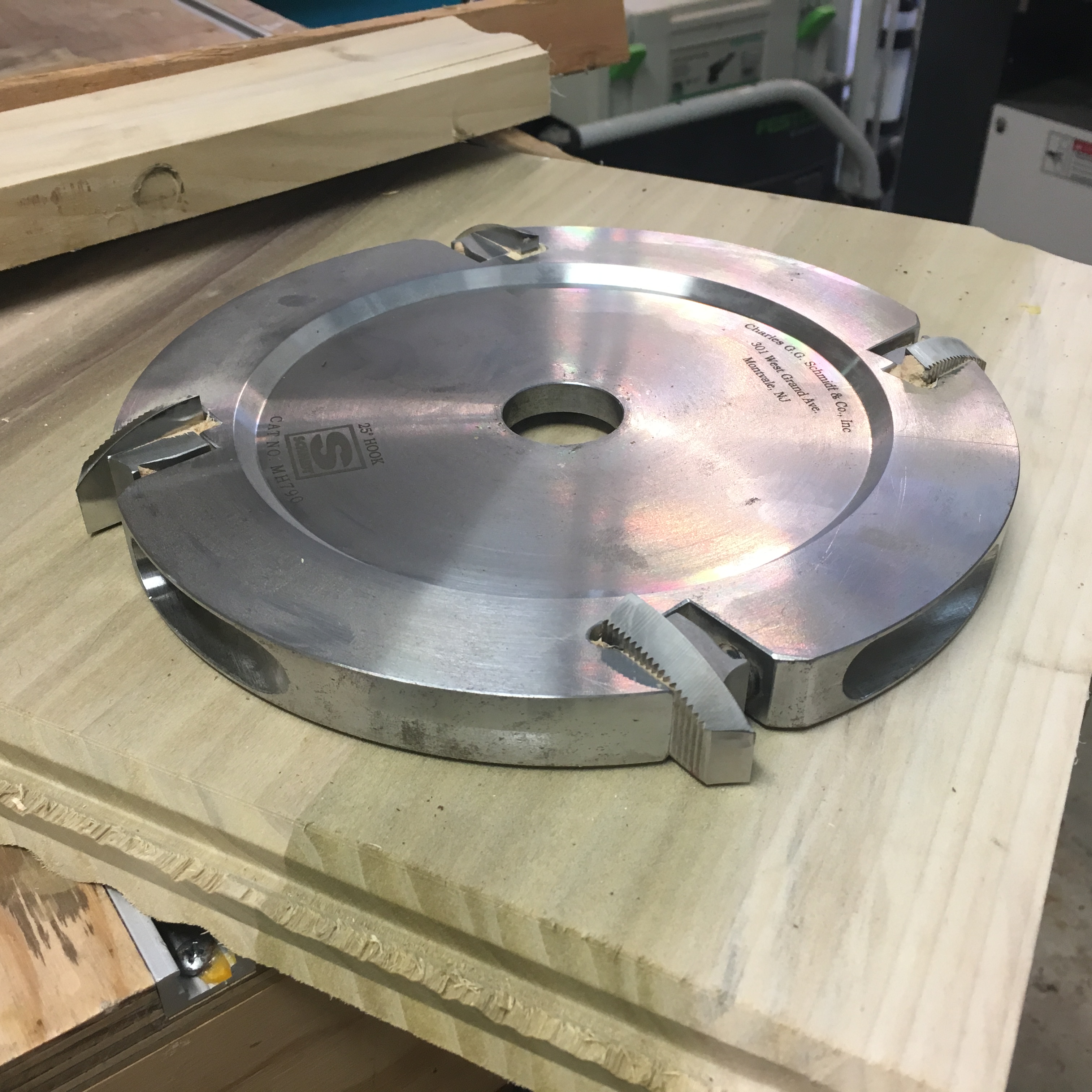 Custom shaper Knives Protruding Slightly Above Head WOODWEB's Solid