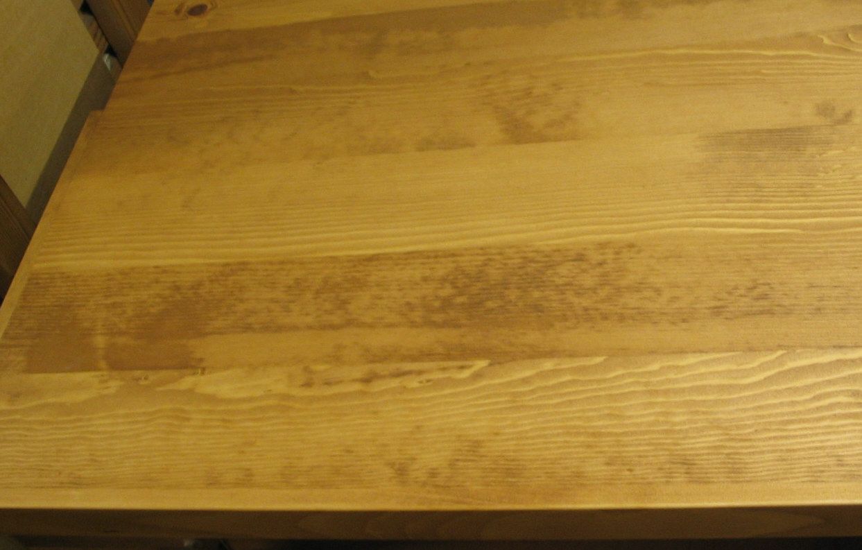 Conditioning And Staining Pine